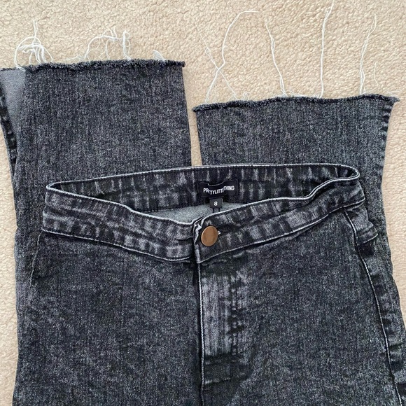 Pretty little thing flare jeans in acid wash - Picture 2 of 5